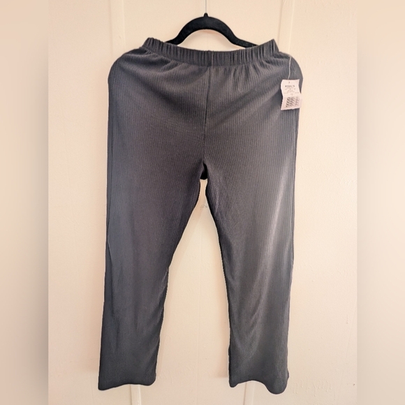 🛍️4 For $15🛍️Live To Be Spoiled Women's Wide Leg Pants in Black - Picture 2 of 9